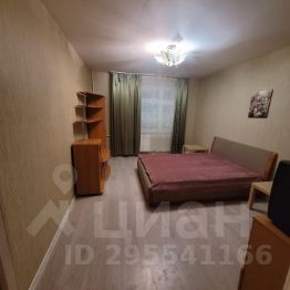 2-комн.кв., 70 м², этаж 1