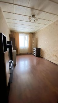 3-комн.кв., 74 м², этаж 4