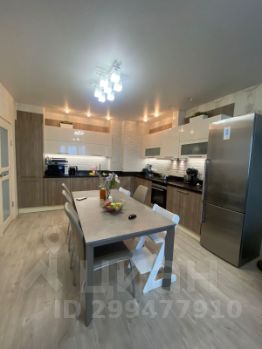 2-комн.кв., 76 м², этаж 22