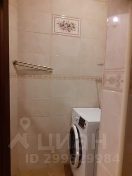 2-комн.кв., 60 м², этаж 3