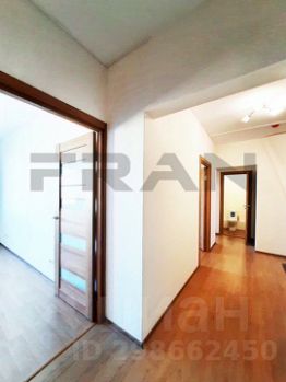 2-комн.кв., 50 м², этаж 23