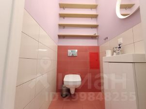 4-комн.кв., 135 м², этаж 9