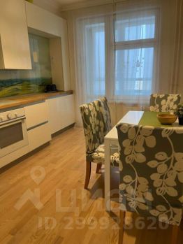 1-комн.кв., 74 м², этаж 14