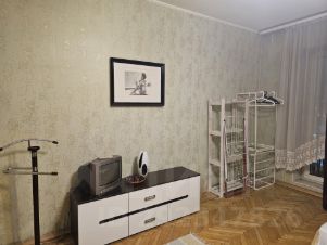 2-комн.кв., 67 м², этаж 4