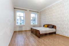 2-комн.кв., 73 м², этаж 2