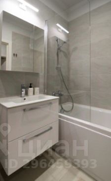 2-комн.кв., 65 м², этаж 3