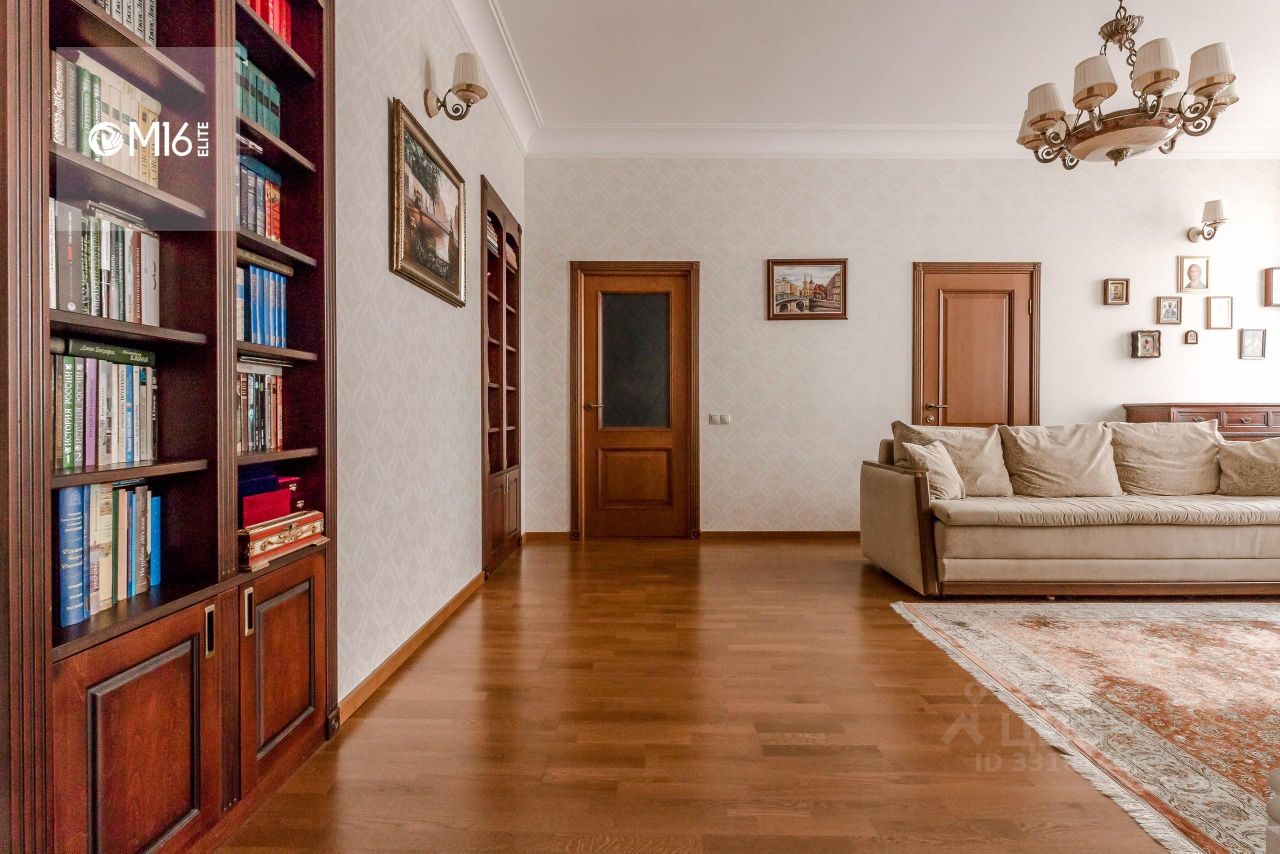 3-комн. кв., р-н Центральный, Санкт-Петербург