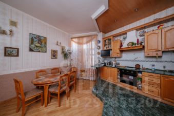 4-комн.кв., 170 м², этаж 5