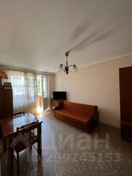 1-комн.кв., 40 м², этаж 3