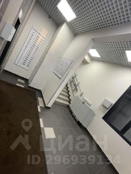 2-комн.кв., 61 м², этаж 5