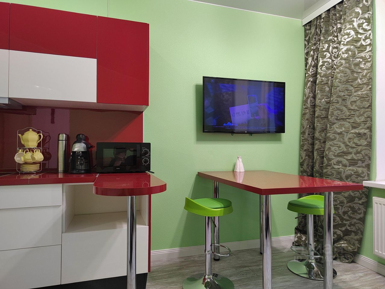 Продаю двухкомнатную квартиру 64.4м² ул. Парфеновская, 9к1, Санкт ...