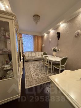 3-комн.кв., 74 м², этаж 4