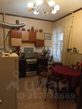 3-комн.кв., 72 м², этаж 2