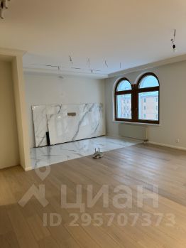 3-комн.кв., 131 м², этаж 5