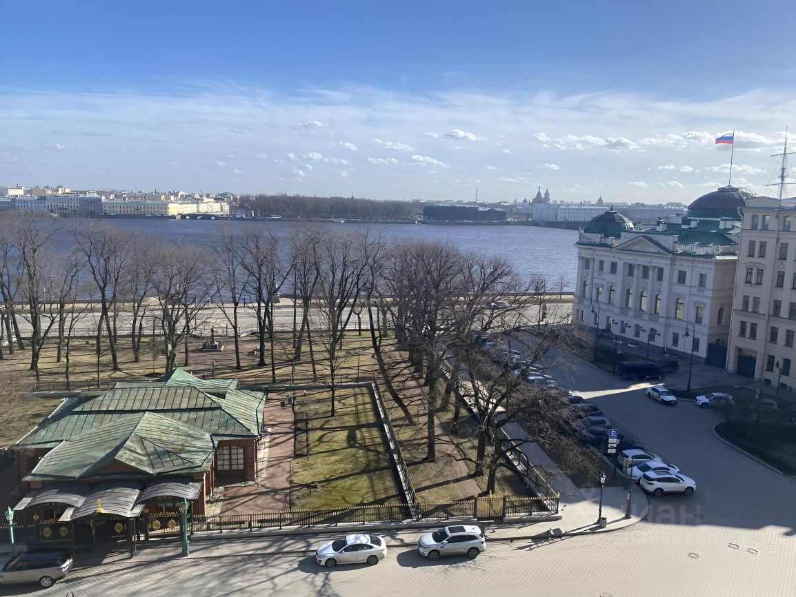 Купить квартиру на набережной Петровская дом 4 в Санкт-Петербурге, продажа  жилой недвижимости на Циан. Найдено 3 объявления