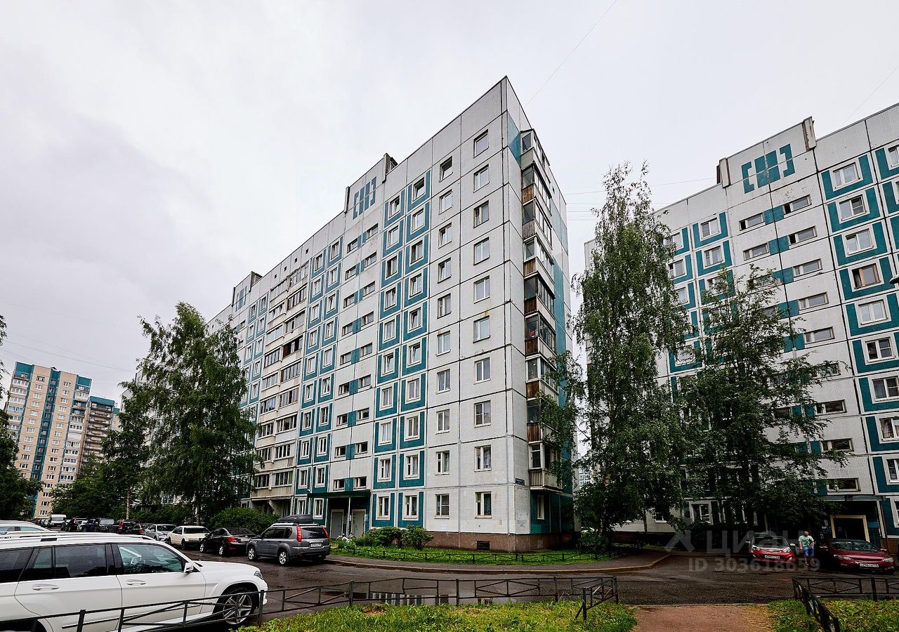 Продаю трехкомнатную квартиру 73,3м² Планерная ул., 21К3, Санкт-Петербург,  м. Комендантский проспект - база ЦИАН, объявление 303618659