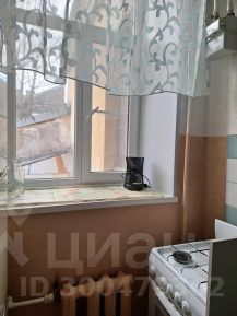 2-комн.кв., 63 м², этаж 4