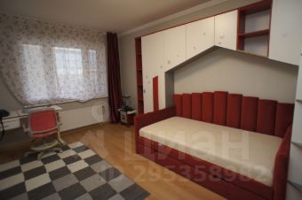 3-комн.кв., 89 м², этаж 2