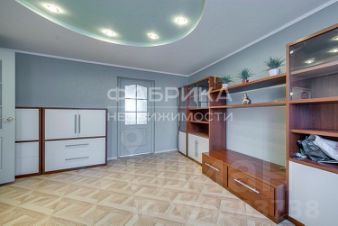 3-комн.кв., 58 м², этаж 4