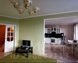 3-комн.кв., 105 м², этаж 3