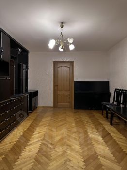 4-комн.кв., 86 м², этаж 4