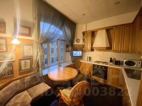 3-комн.кв., 90 м², этаж 4