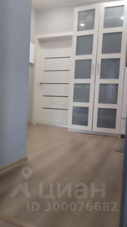 2-комн.кв., 61 м², этаж 18