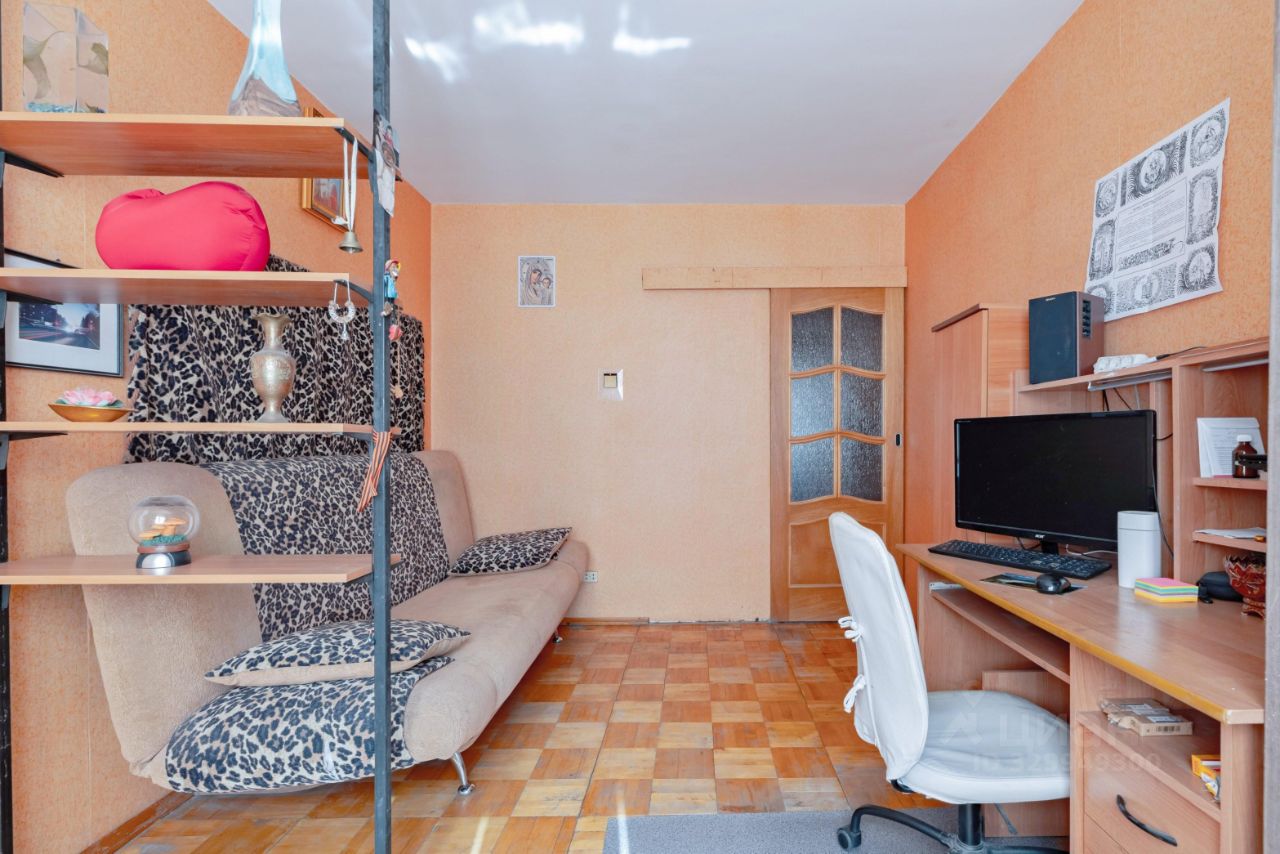 3-комн. кв., р-н Красногвардейский, Санкт-Петербург