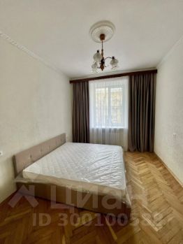 3-комн.кв., 79 м², этаж 2