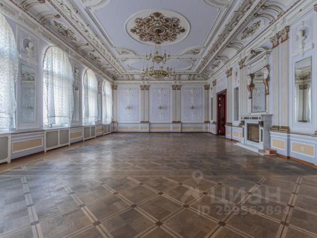 6-комн., 344,7 м², 2/4 этаж