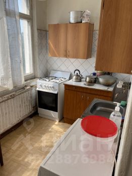 4-комн.кв., 64 м², этаж 9