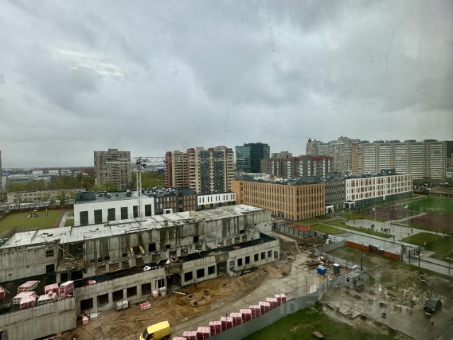 1-комн., 37,3 м², 10/12 этаж