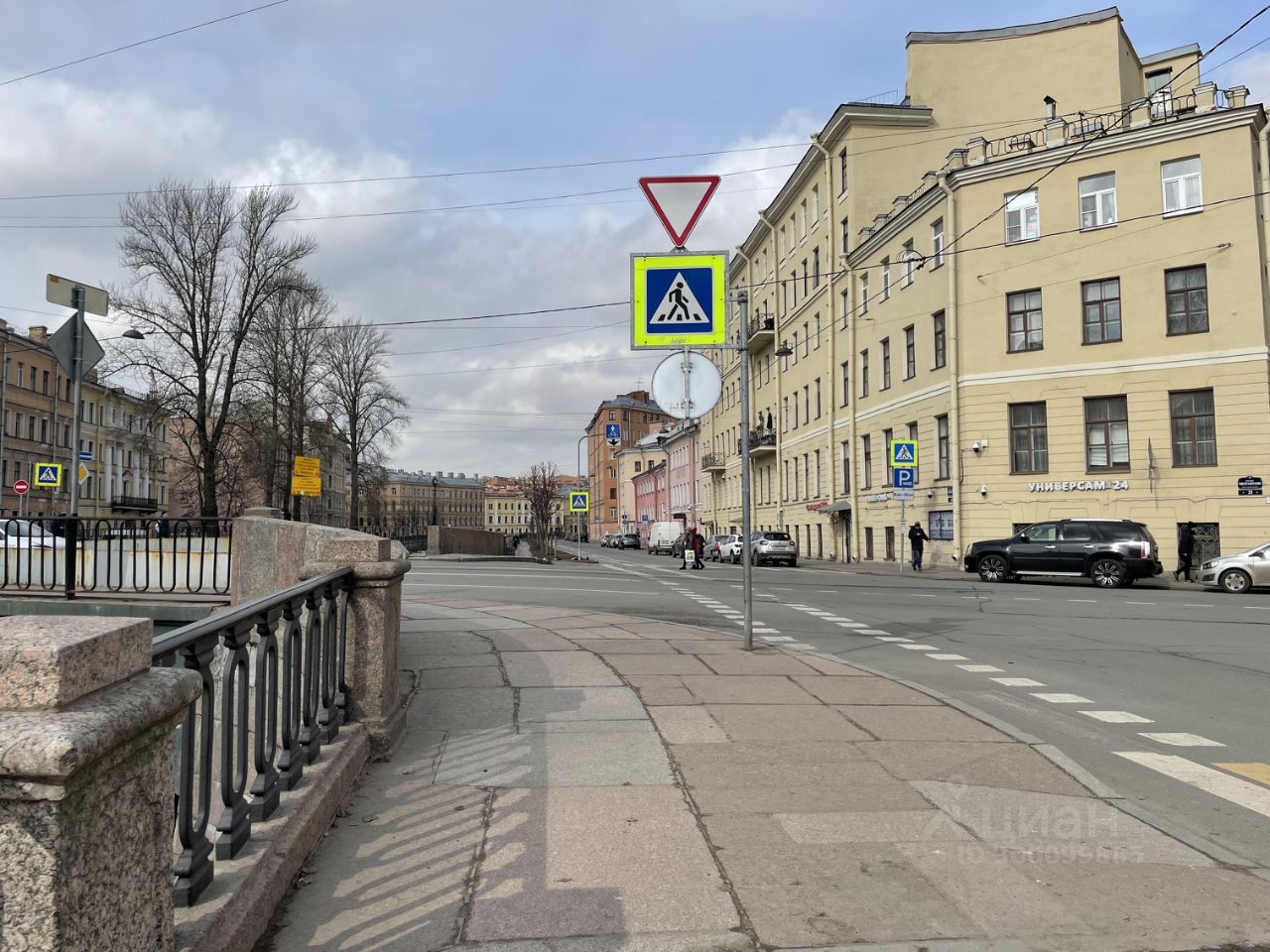 Купить квартиру вторичка на улице Средняя Подьяческая в Санкт-Петербурге,  продажа квартир на вторичном рынке. Найдено 2 объявления.