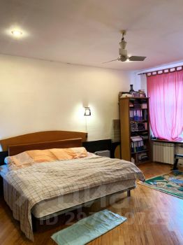 2-комн.кв., 80 м², этаж 2