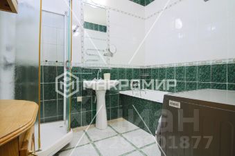 4-комн.кв., 145 м², этаж 3