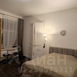 2-комн.кв., 82 м², этаж 4