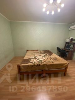 3-комн.кв., 111 м², этаж 3