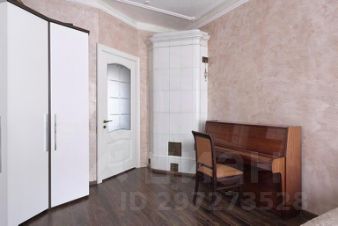 3-комн.кв., 93 м², этаж 3