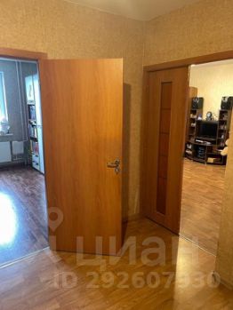 4-комн.кв., 100 м², этаж 10