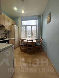 2-комн.кв., 57 м², этаж 4