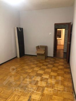 3-комн.кв., 74 м², этаж 1