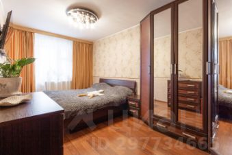 3-комн.кв., 81 м², этаж 2