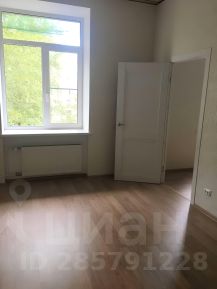 4-комн.кв., 90 м², этаж 3