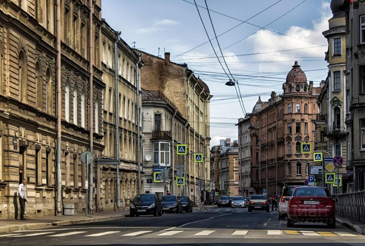 Элитные 5-комнатные квартиры на улице Радищева в Санкт-Петербурге, купить  элитное жильё бизнес класса. Найдено 1 объявление.