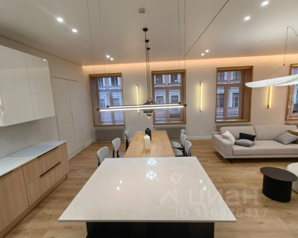 2-комн., 125 м², 4/4 этаж