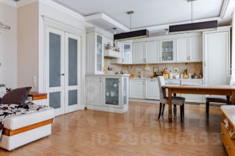 3-комн.кв., 81 м², этаж 2