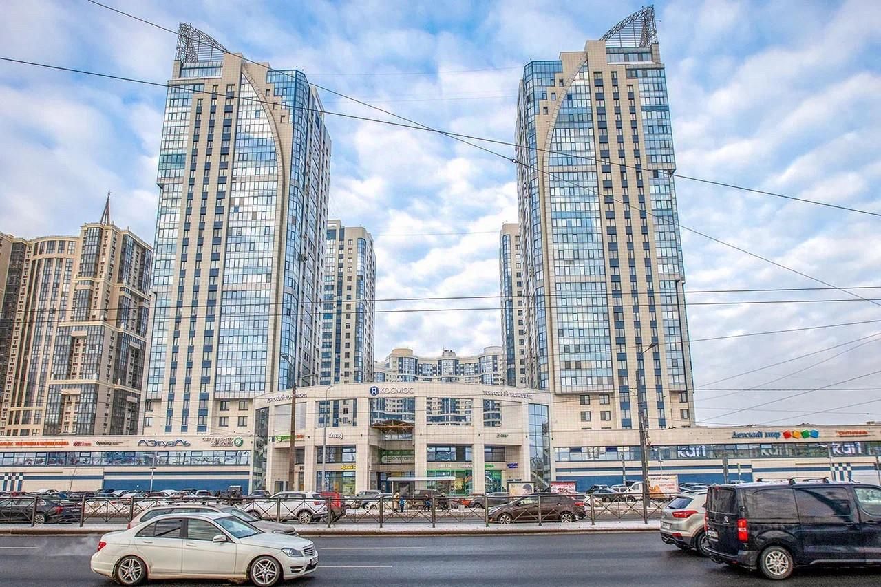 Продаю четырехкомнатную квартиру 145м² ул. Типанова, 27/39,  Санкт-Петербург, м. Московская - база ЦИАН, объявление 296006405