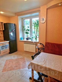 2-комн.кв., 80 м², этаж 2