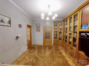 4-комн.кв., 90 м², этаж 4