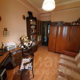 3-комн.кв., 71 м², этаж 4